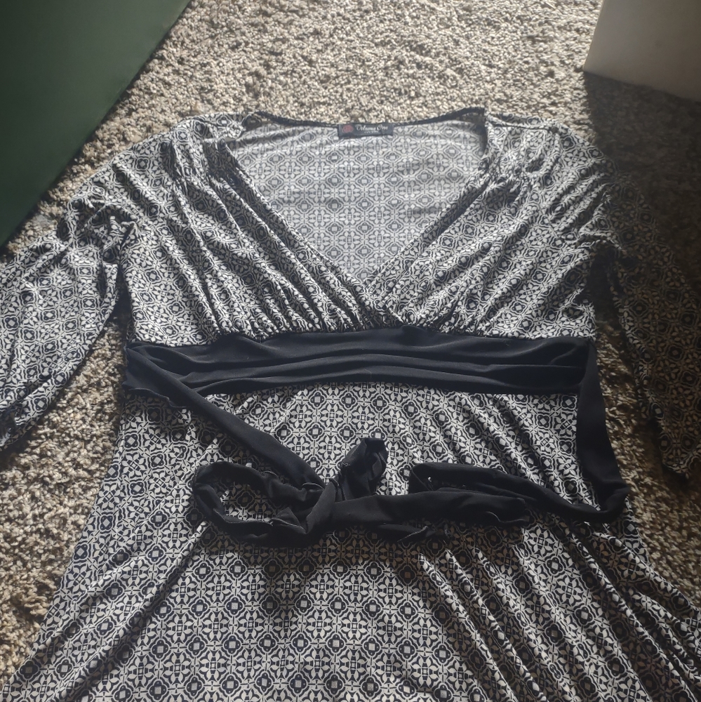 Volume one juniors top